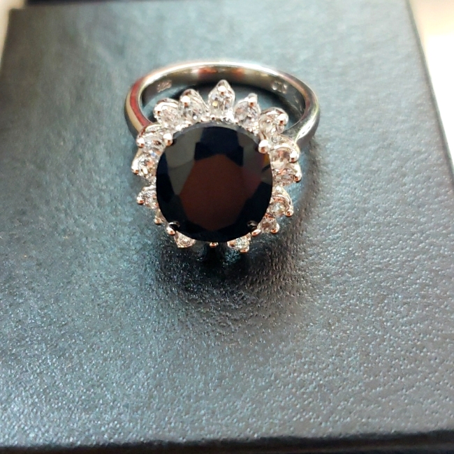New Sterling Silver Black Sapphire Ring Sz 6 70$